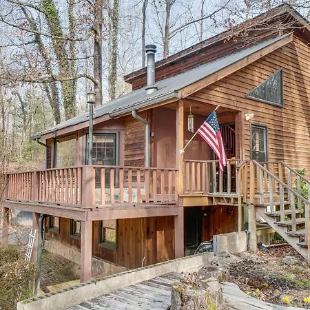 Charming Cabin With Fire Pit And Decks About 7 Mi To Helen